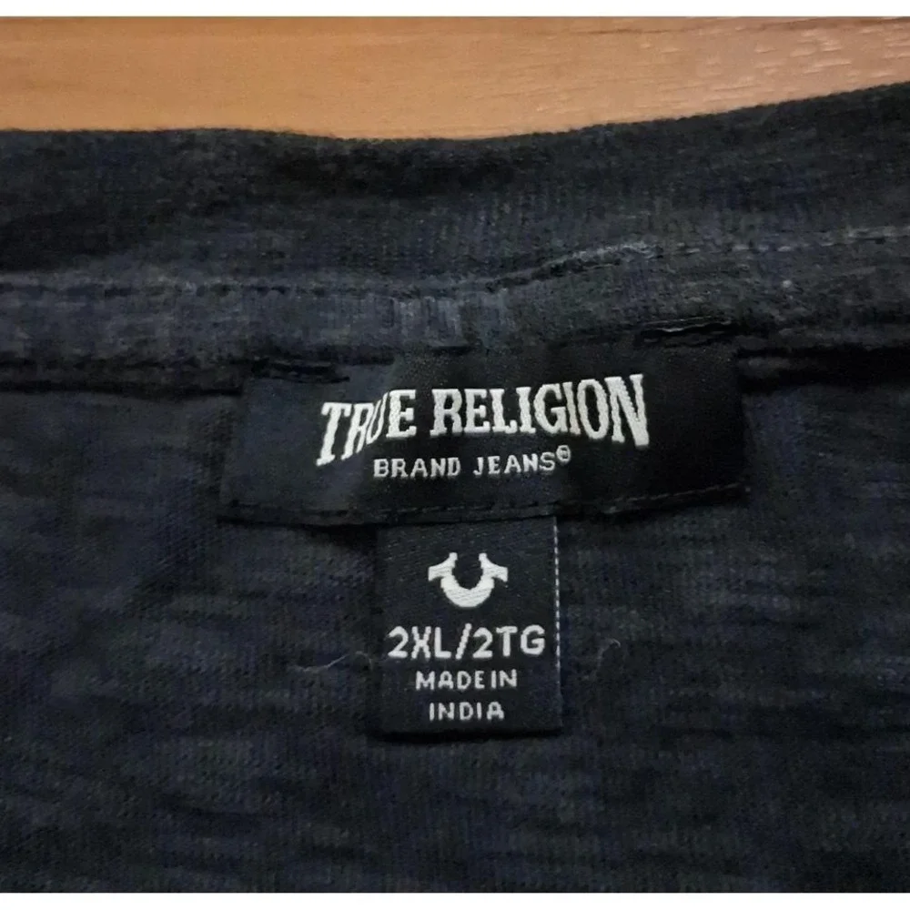 Mens True Religion Dyed Embro Henley Short Sleeve Shirt‎